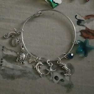 Seashore charm bracelet